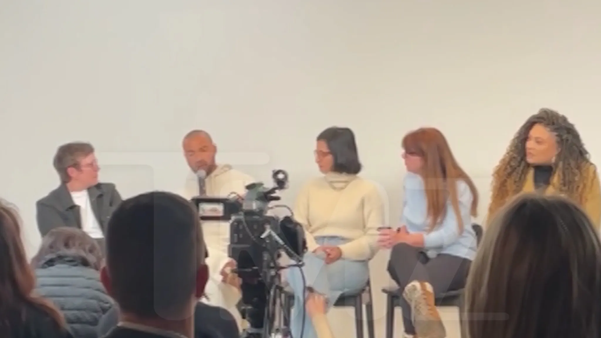 Jesse Williams critică diversitatea performativă, optimist în privința incluziunii în film.