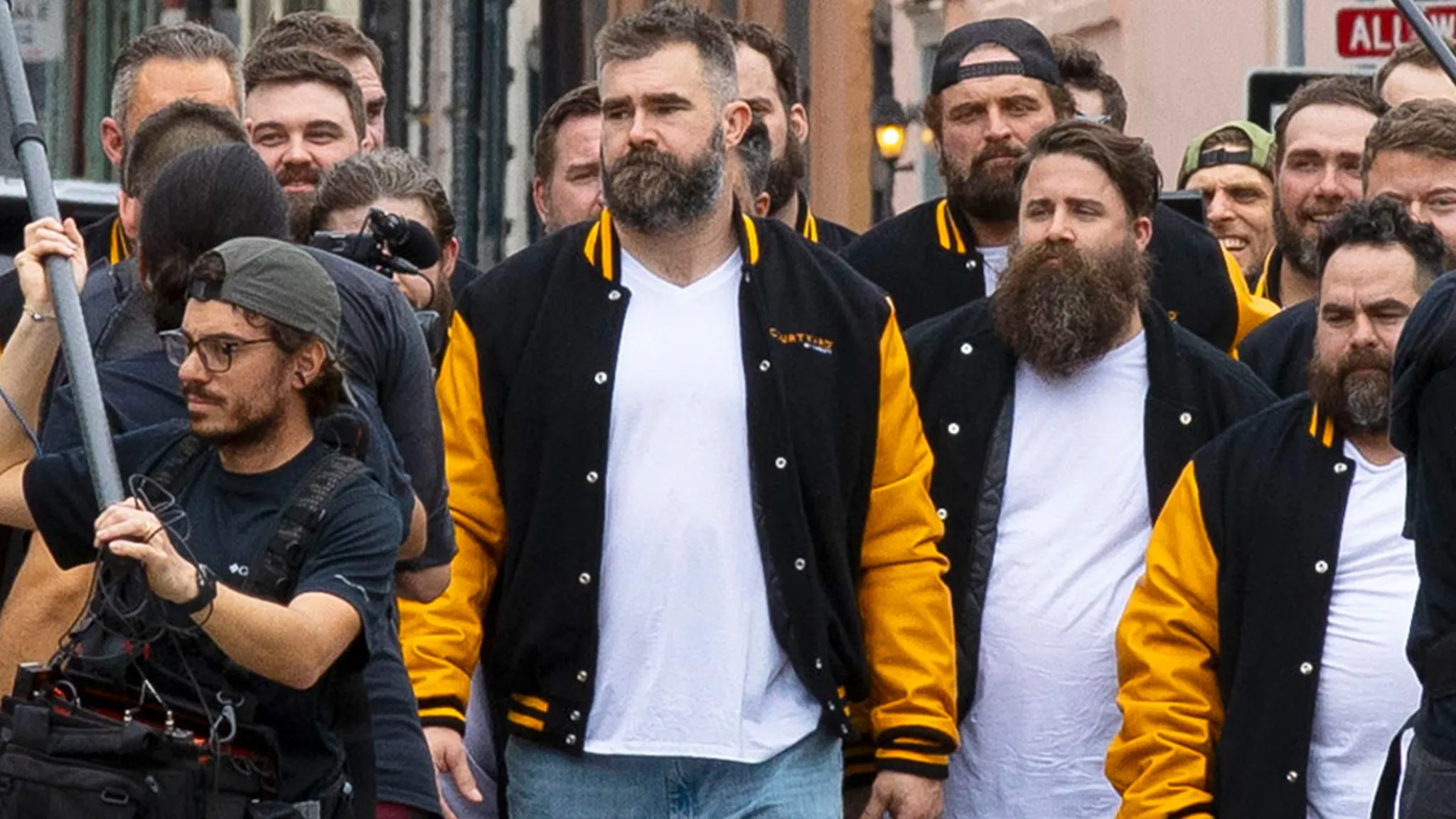 Jason Kelce ajunge în New Orleans cu dubluri.